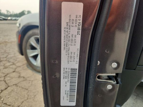 2016 DODGE CHARGER SXT