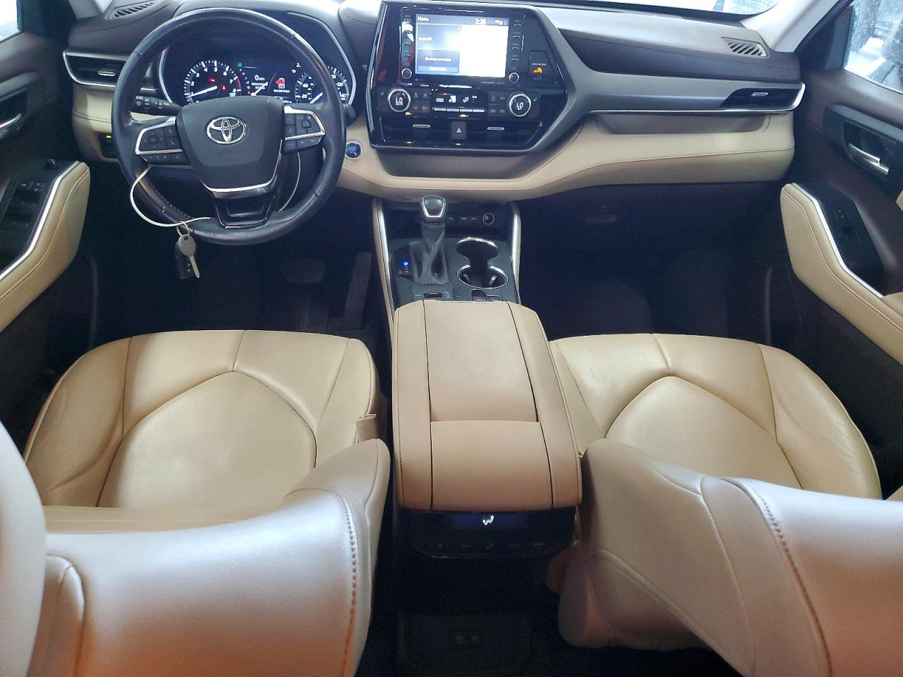2020 TOYOTA HIGHLANDER XLE Nav