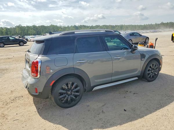 2017 MINI COOPER
