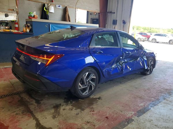 2025 HYUNDAI ELANTRA