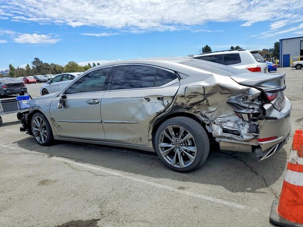 2019 LEXUS ES 350