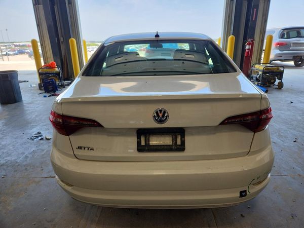 2019 VOLKSWAGEN JETTA S, SE, R-Line