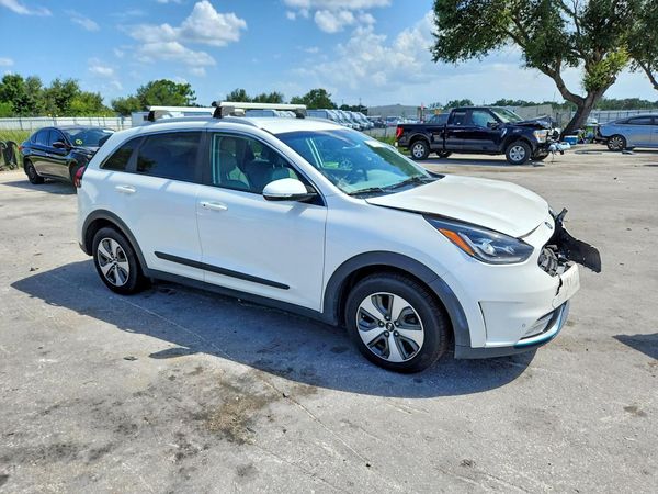 2018 KIA NIRO