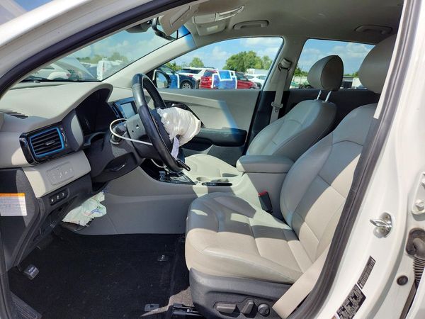 2018 KIA NIRO