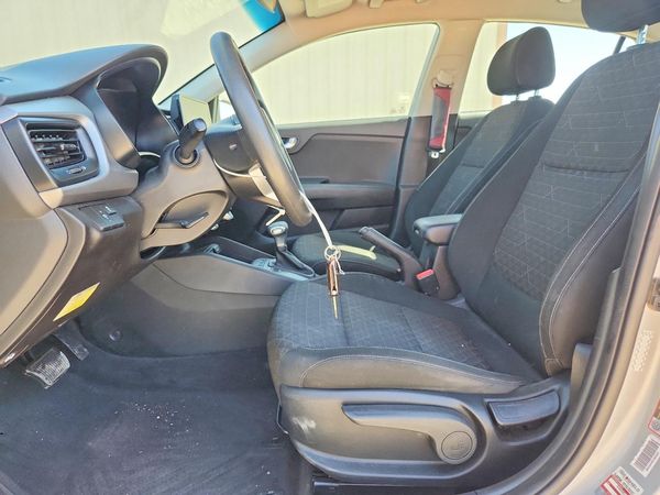 2021 KIA RIO