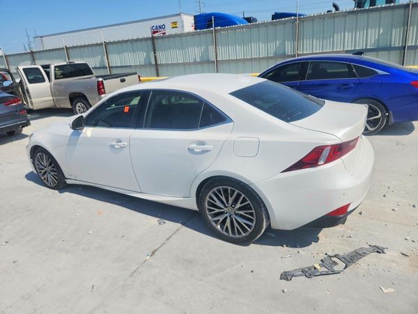 2016 LEXUS IS 200t