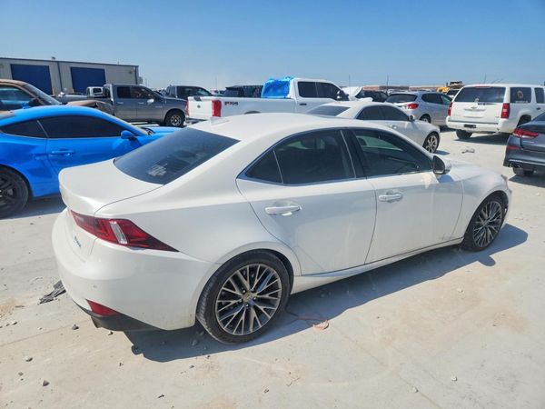 2016 LEXUS IS 200t