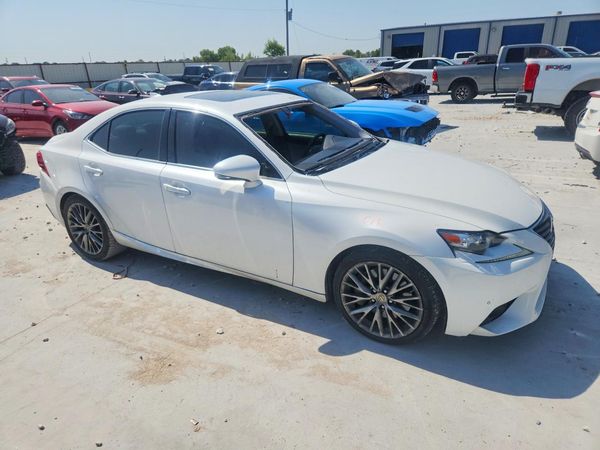 2016 LEXUS IS 200t