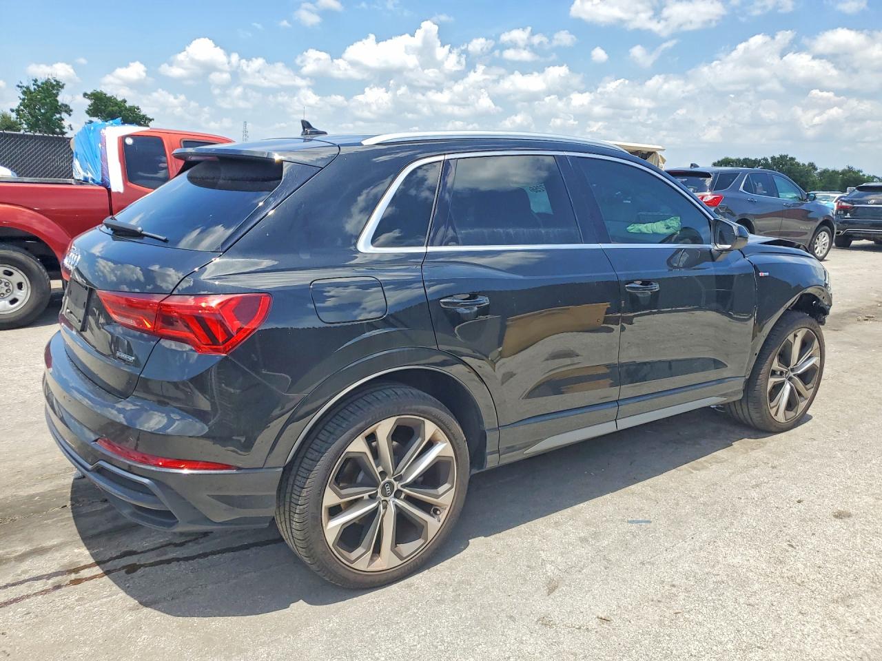 2020 AUDI Q3
