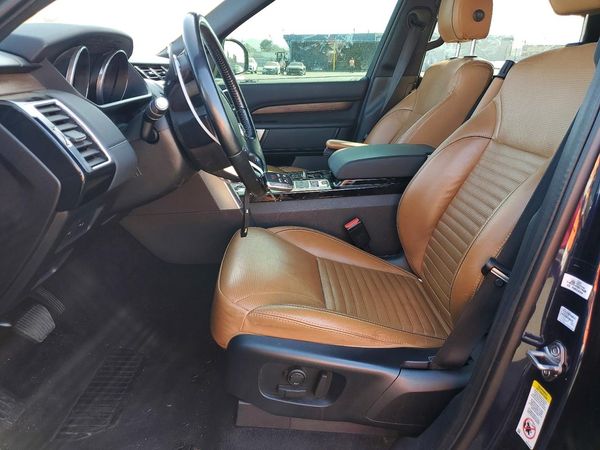 2017 LAND ROVER DISCOVERY