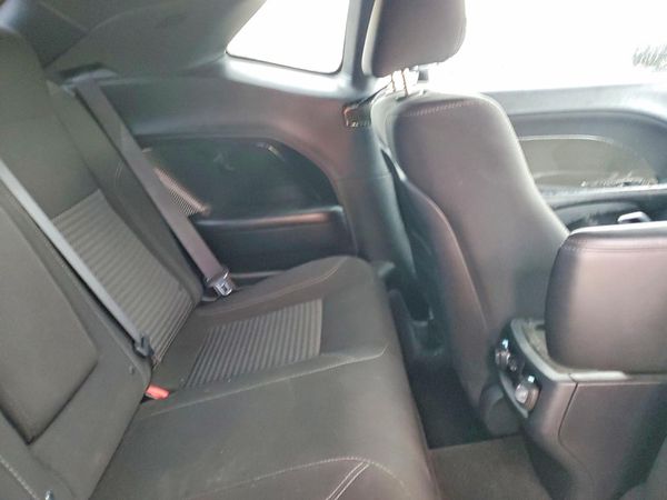 2016 DODGE CHALLENGER SXT Plus