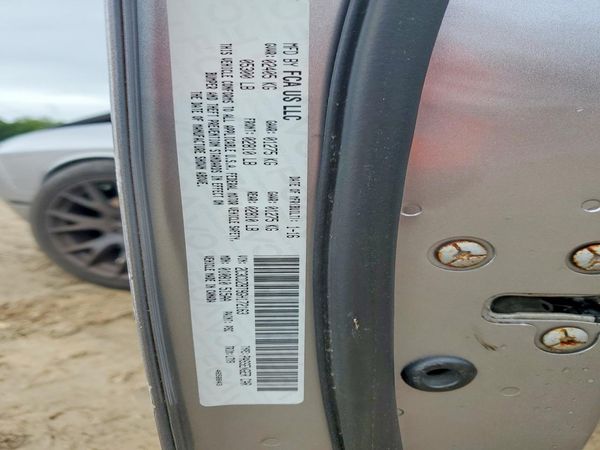 2016 DODGE CHALLENGER SXT Plus