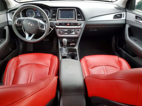 2019 HYUNDAI SONATA