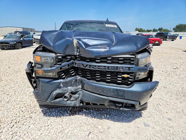 2021 CHEVROLET SILVERADO Custom