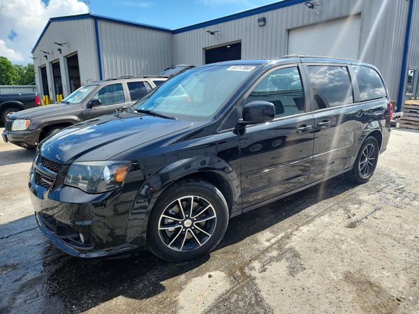 2017 DODGE GRAND CARAVAN GT