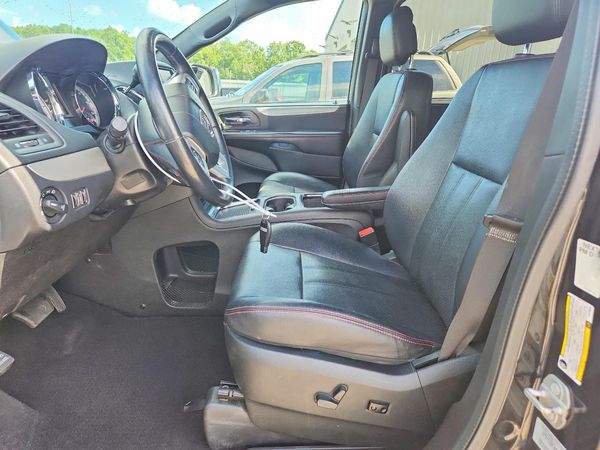 2017 DODGE GRAND CARAVAN GT