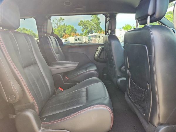 2017 DODGE GRAND CARAVAN GT