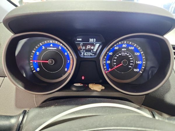 2015 HYUNDAI ELANTRA