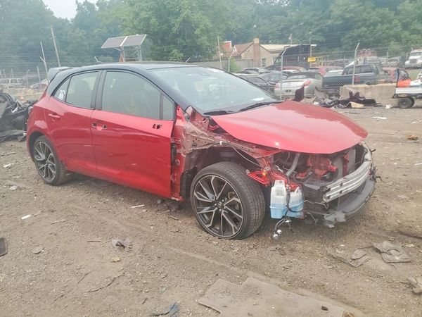 2022 TOYOTA COROLLA