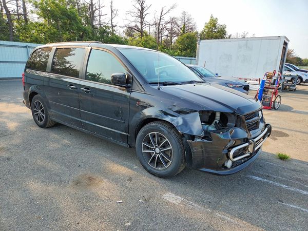 2016 DODGE GRAND CARAVAN R/T