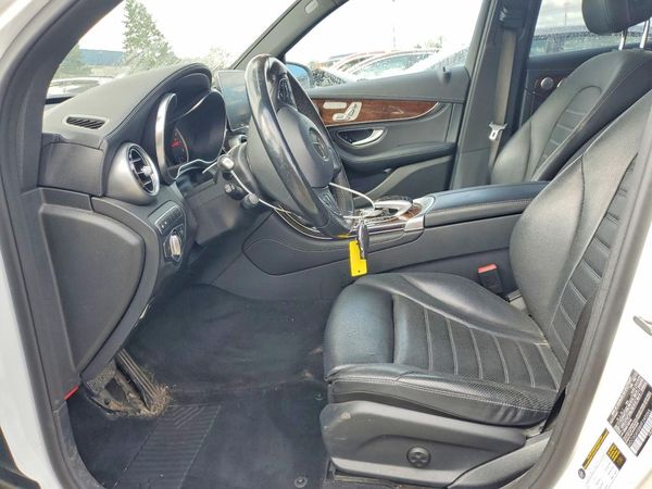 2017 MERCEDES-BENZ GLC GLC300 Base-4M