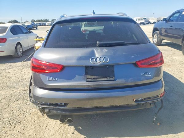 2015 AUDI Q3 quattro Prestige