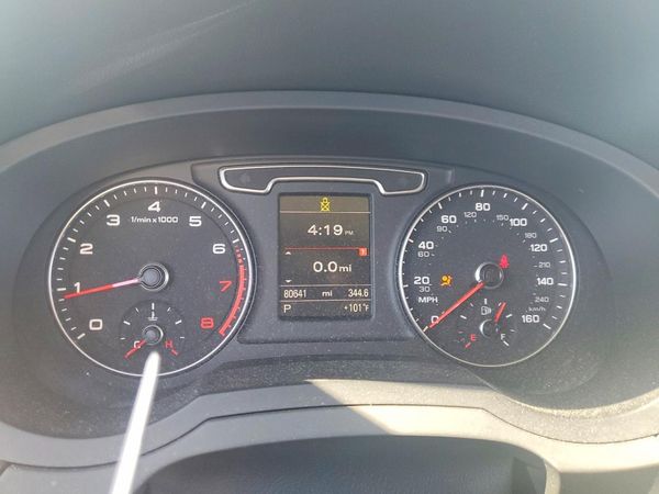 2015 AUDI Q3 quattro Prestige