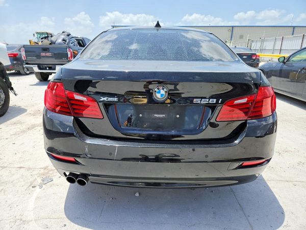 2015 BMW 528 xDrive