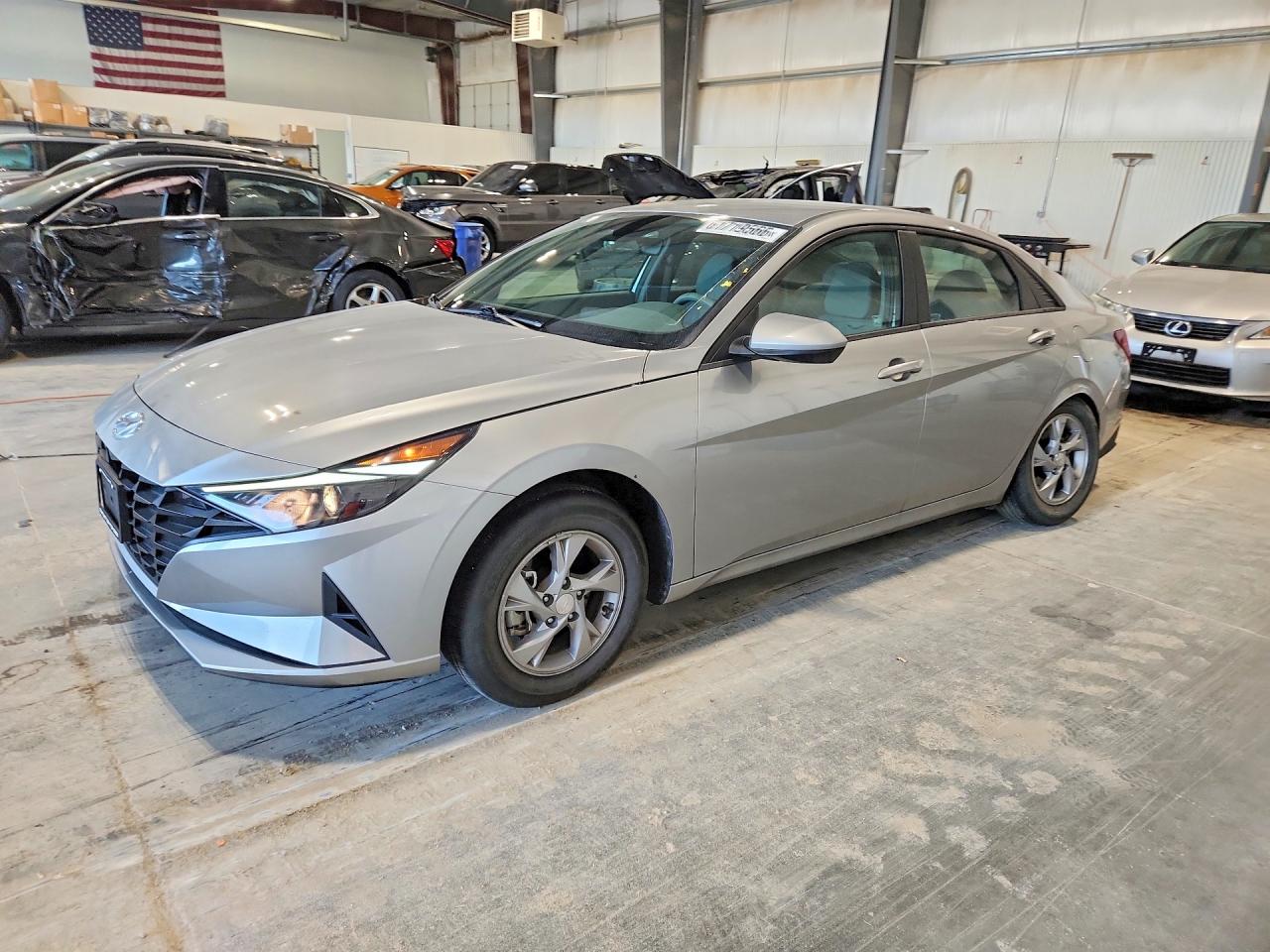 2021 HYUNDAI ELANTRA SE