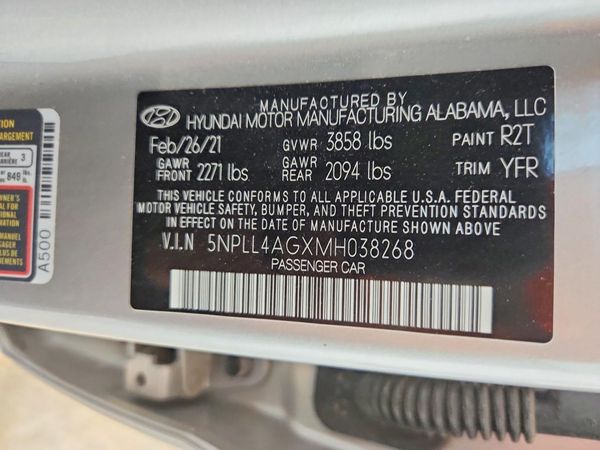 2021 HYUNDAI ELANTRA SE