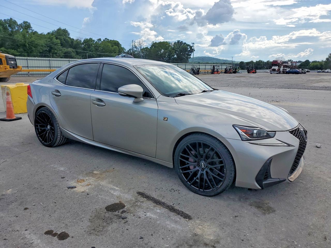 2017 LEXUS IS 200t