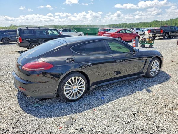 2014 PORSCHE PANAMERA Base (2WD), 4 (4WD)