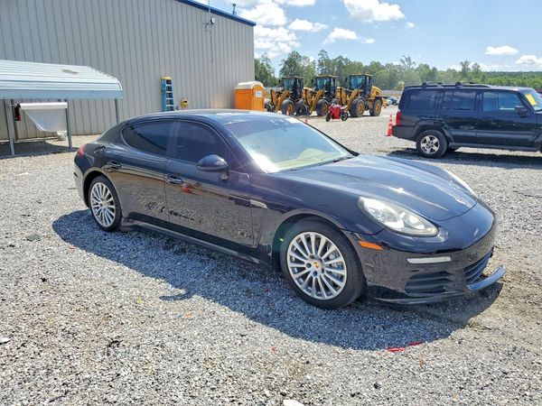 2014 PORSCHE PANAMERA Base (2WD), 4 (4WD)
