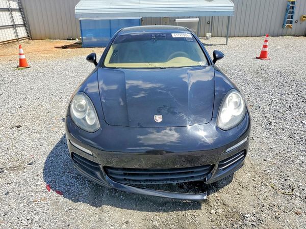 2014 PORSCHE PANAMERA Base (2WD), 4 (4WD)