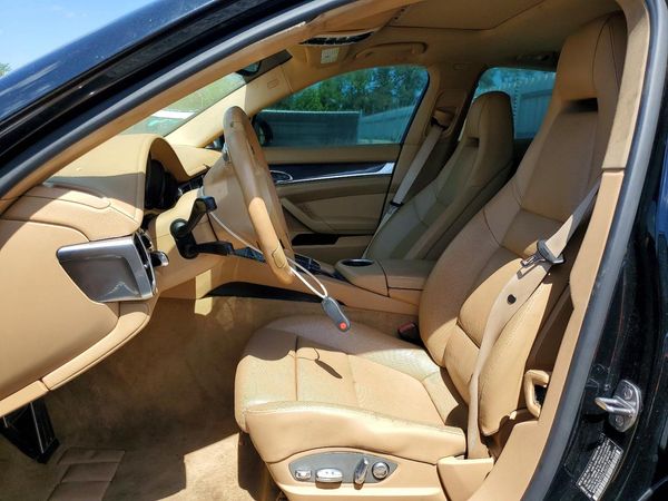 2014 PORSCHE PANAMERA Base (2WD), 4 (4WD)