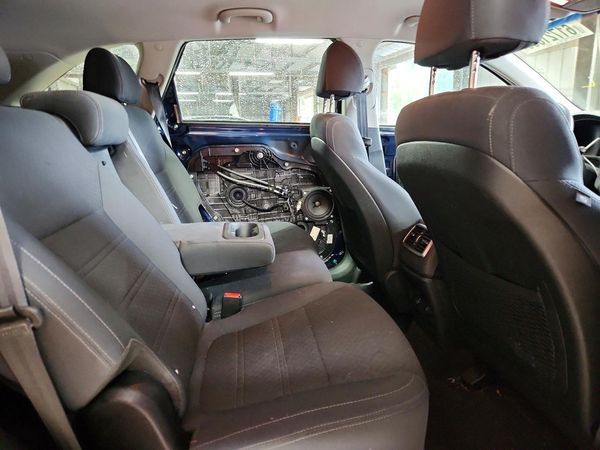 2018 KIA SORENTO L, LX