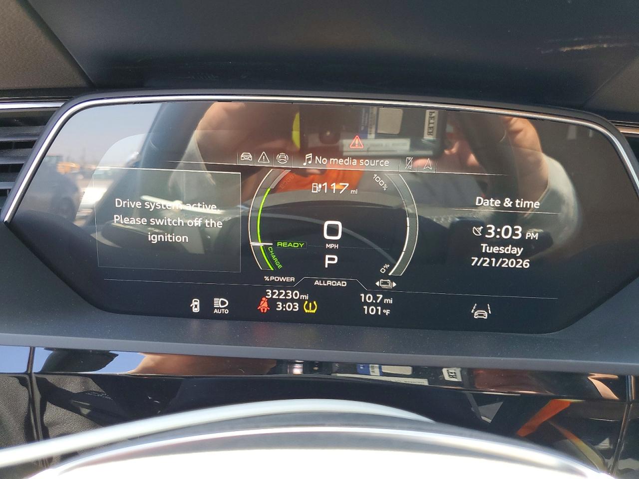 2024 AUDI Q8 E-TRON quattro Premium Plus