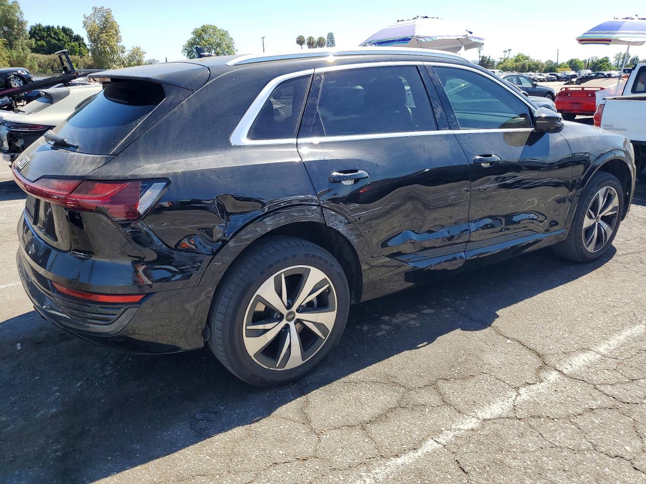 2024 AUDI Q8 E-TRON quattro Premium Plus