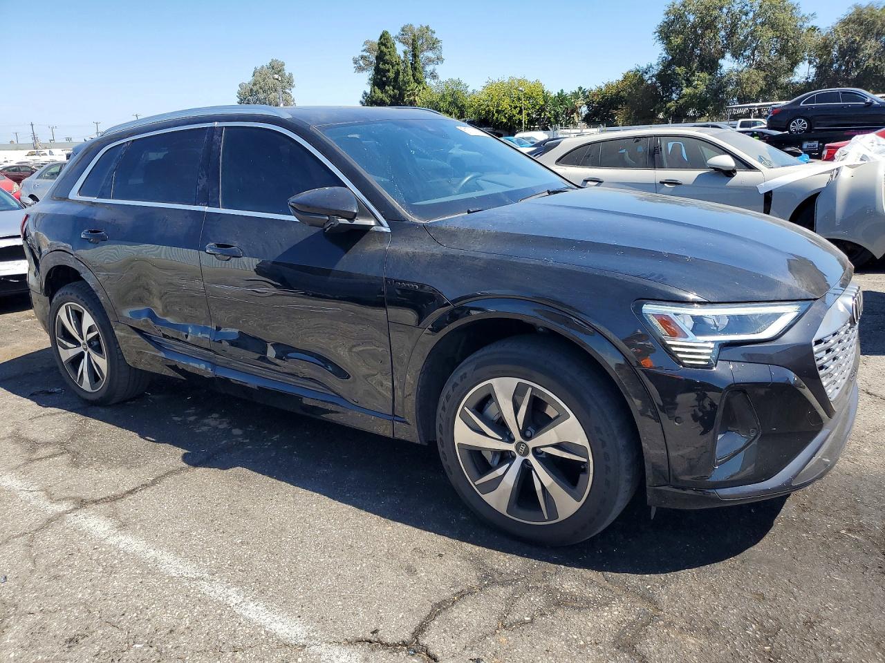 2024 AUDI Q8 E-TRON quattro Premium Plus