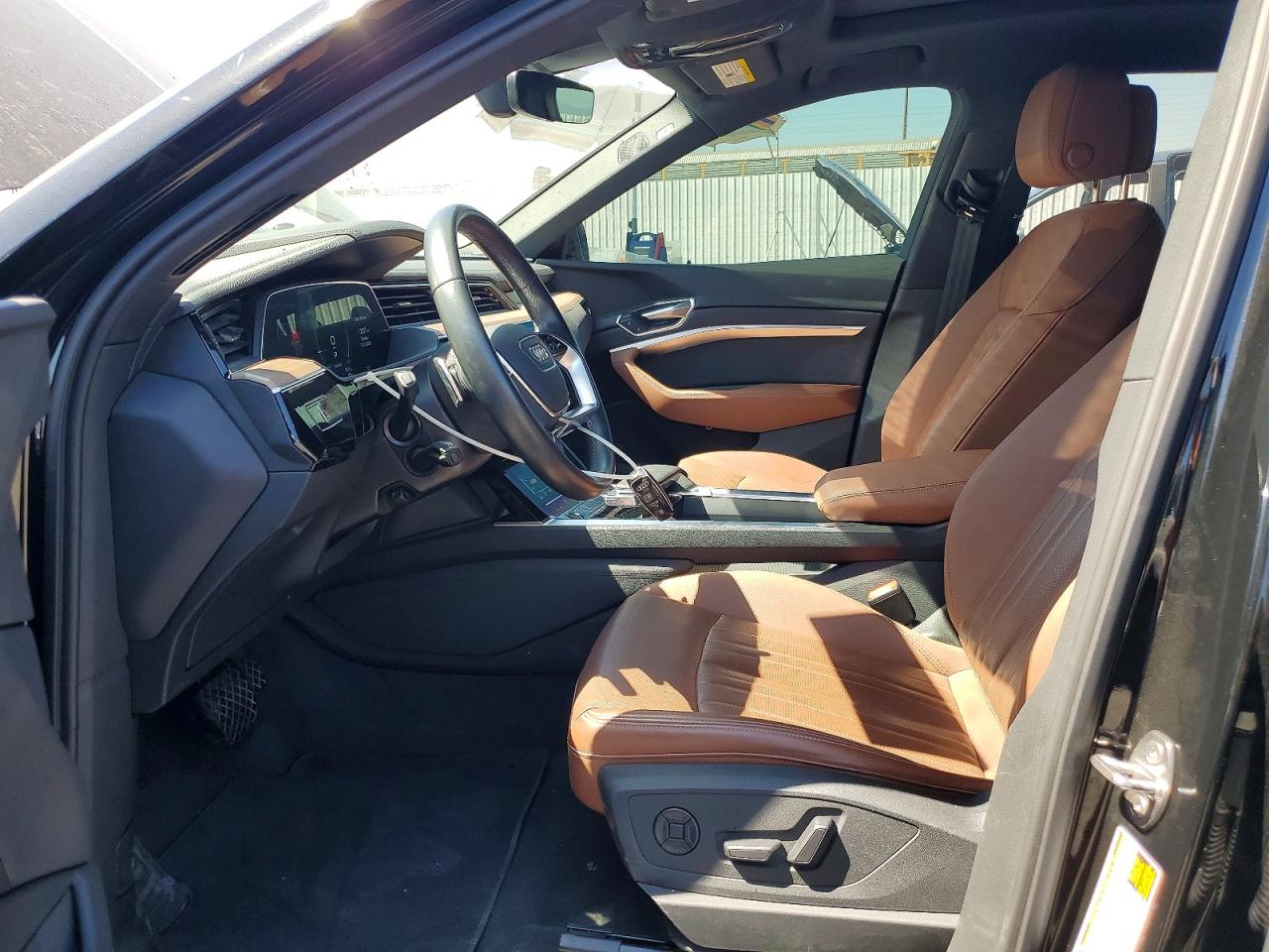 2024 AUDI Q8 E-TRON quattro Premium Plus