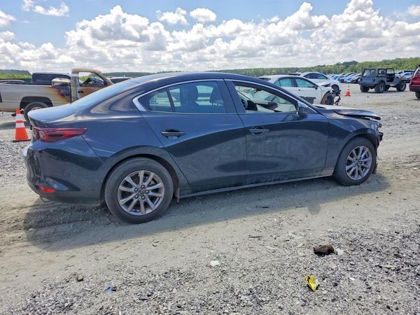 2022 MAZDA 3 Mazda3