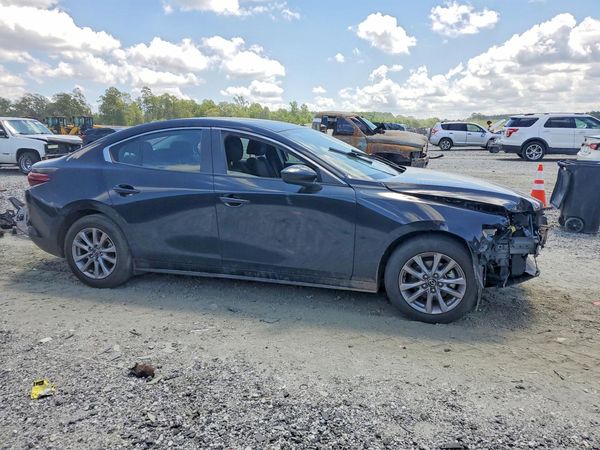 2022 MAZDA 3 Mazda3