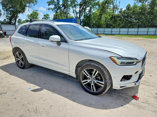 2019 VOLVO XC60