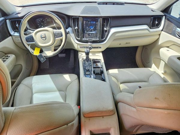 2019 VOLVO XC60