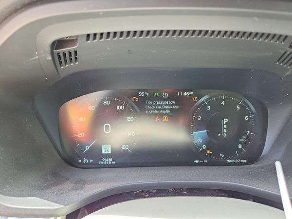2019 VOLVO XC60