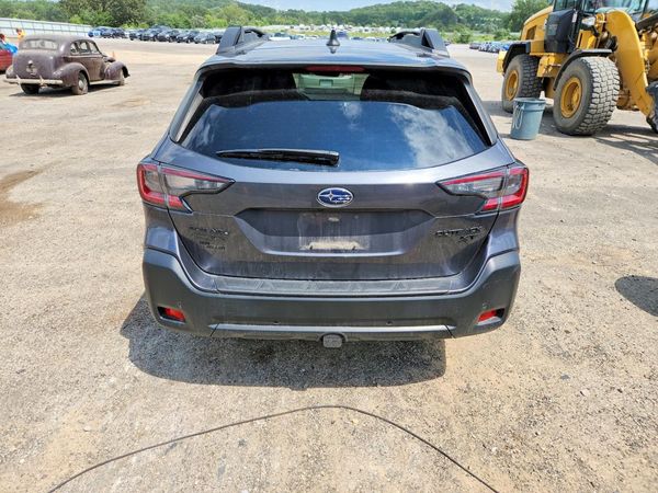 2023 SUBARU OUTBACK