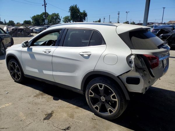 2020 MERCEDES-BENZ GLA GLA250