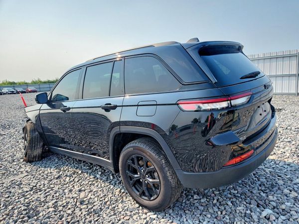 2024 JEEP GRAND CHEROKEE Laredo
