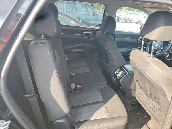2021 KIA SORENTO LX