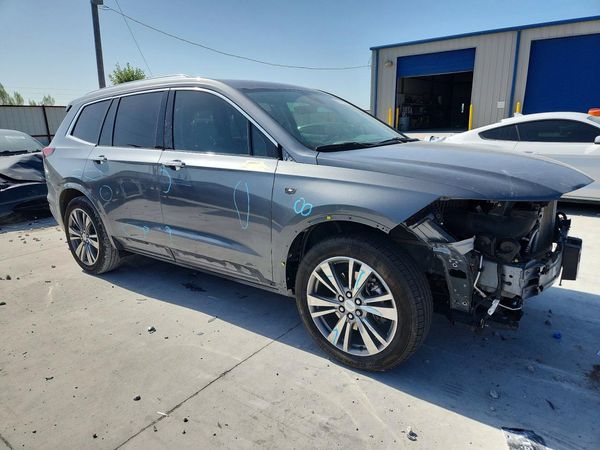2021 CADILLAC XT6 Premium Luxury
